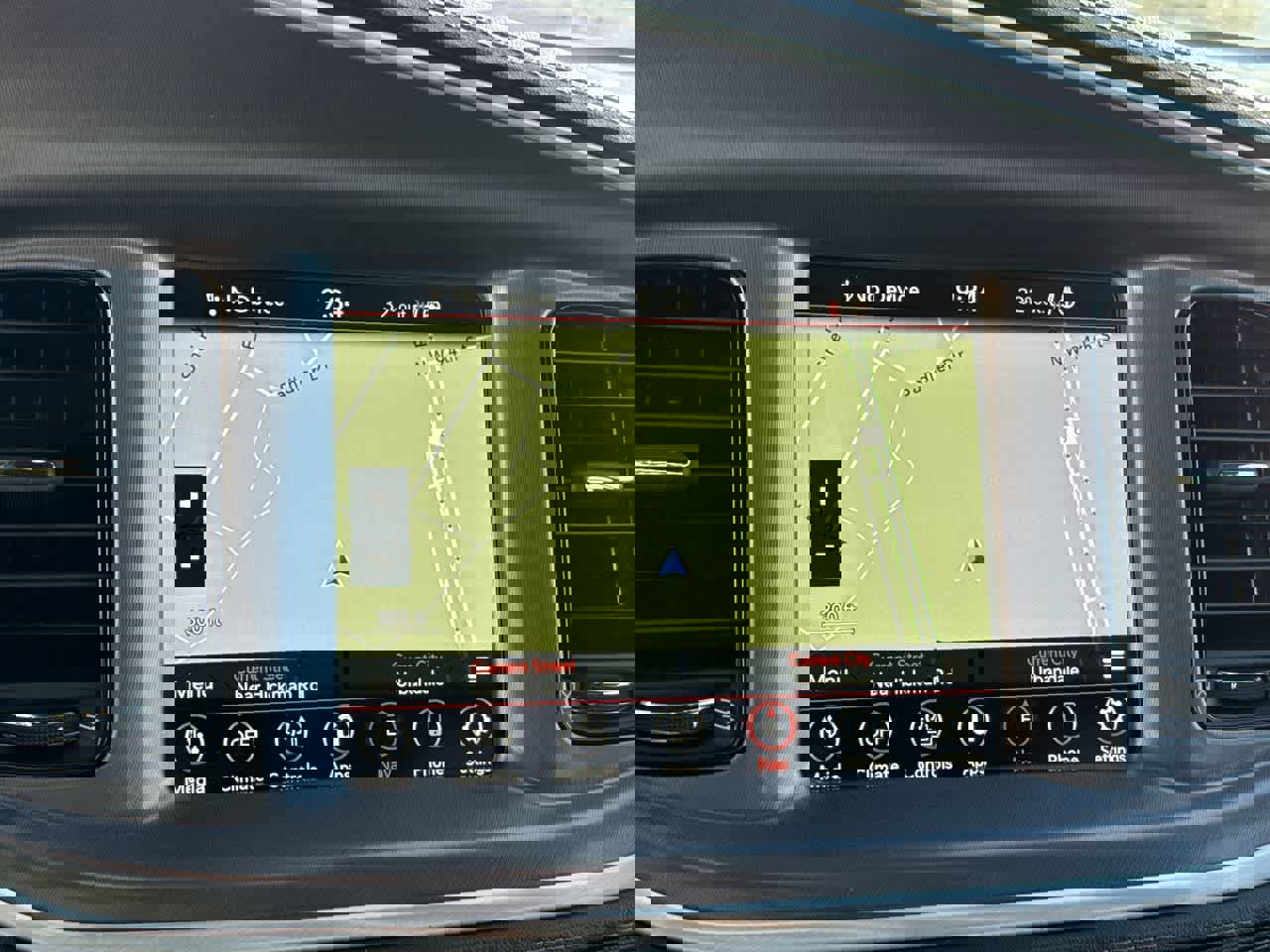 Used 2021 Dodge Charger SXT w/ Plus Group image 27