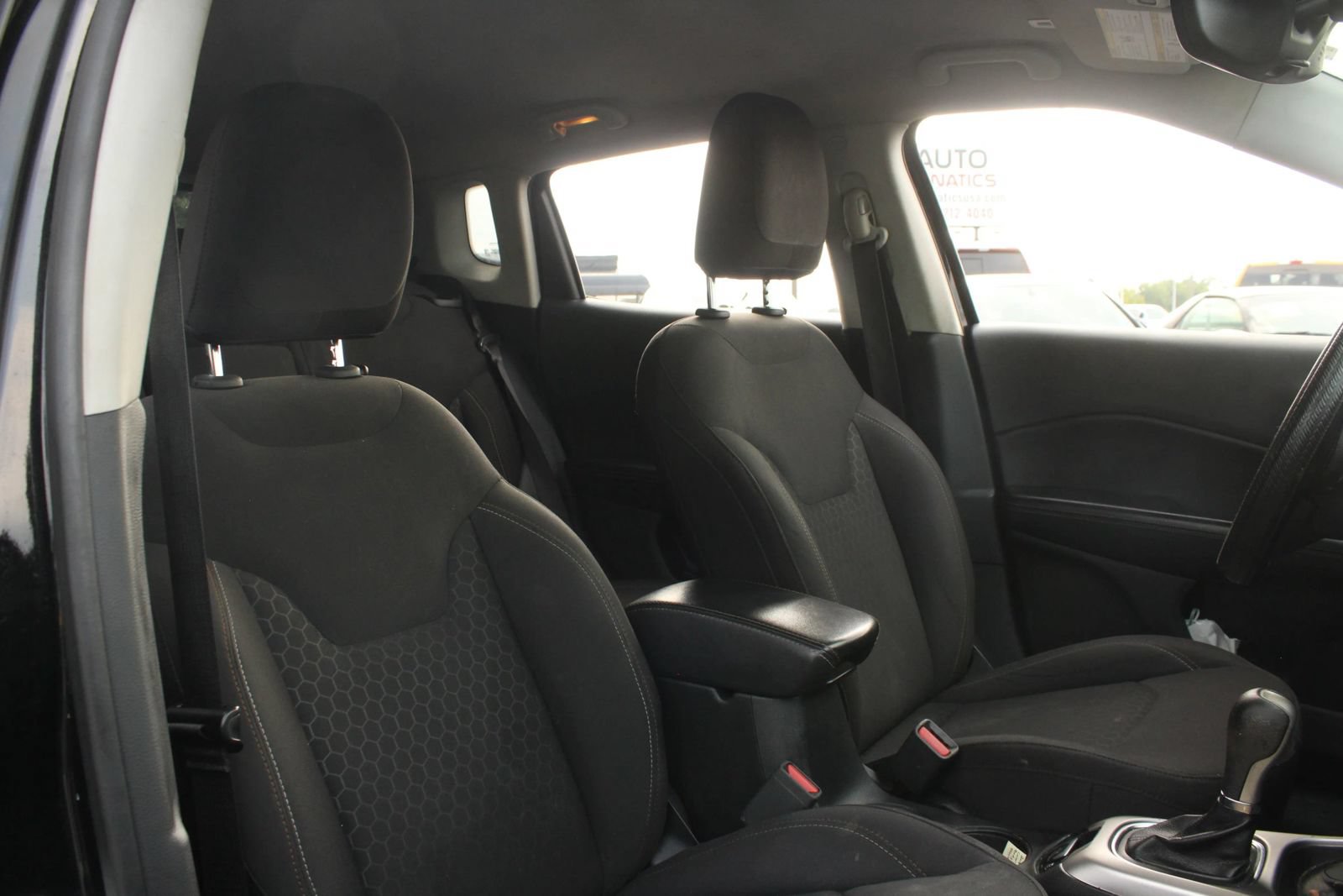 Used 2018 Jeep Compass Sport AWD/4WD image 25
