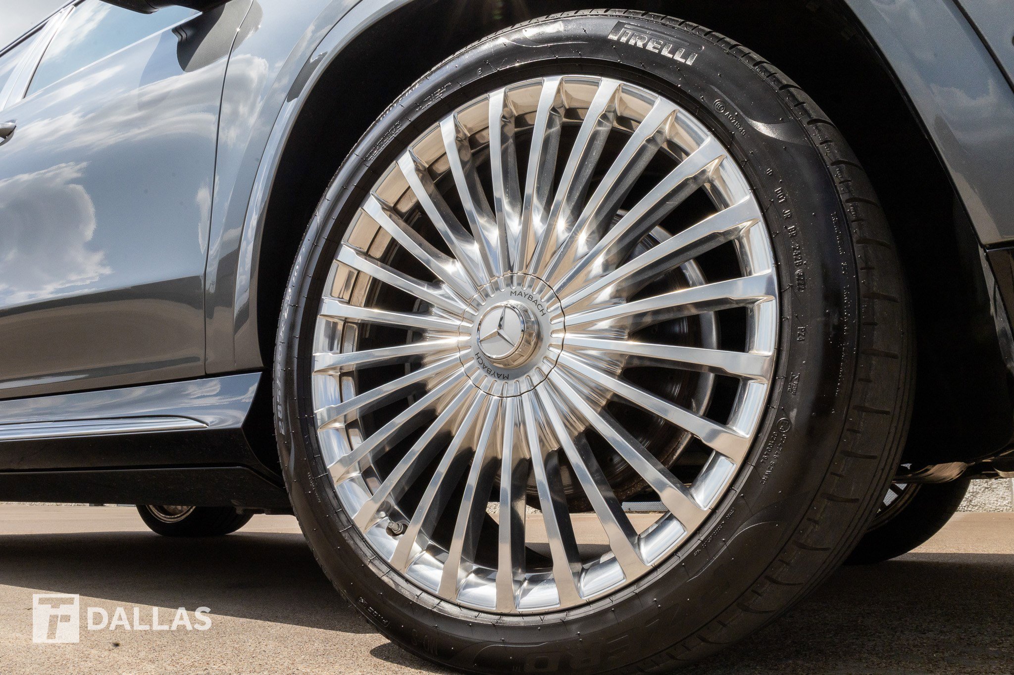 Used 2023 Mercedes-Benz Maybach GLS 600 4MATIC image 21