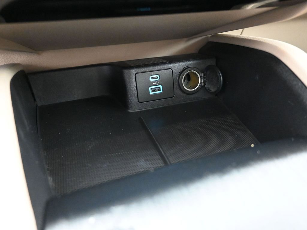 Certified 2022 Ford Escape SEL image 19