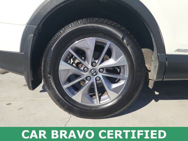 Used 2018 Toyota RAV4 XLE image 13