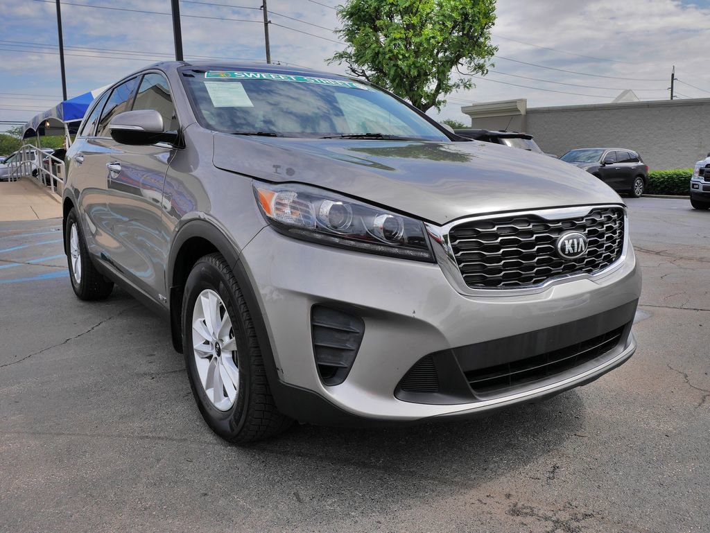 Used 2019 Kia Sorento LX AWD/4WD image 3