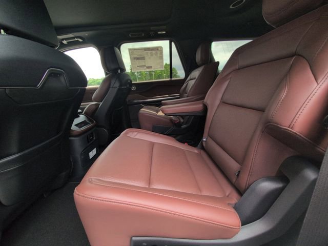 New 2026 Lincoln Navigator Reserve AWD/4WD image 11