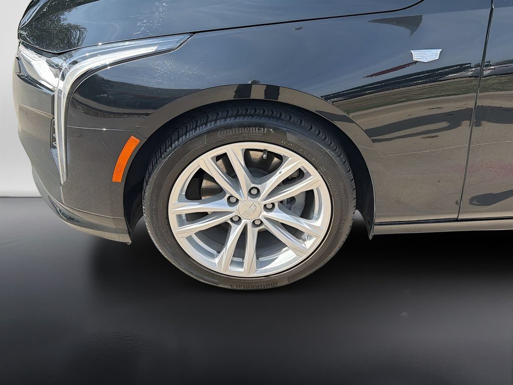 Used 2025 Cadillac CT4 Luxury RWD image 26