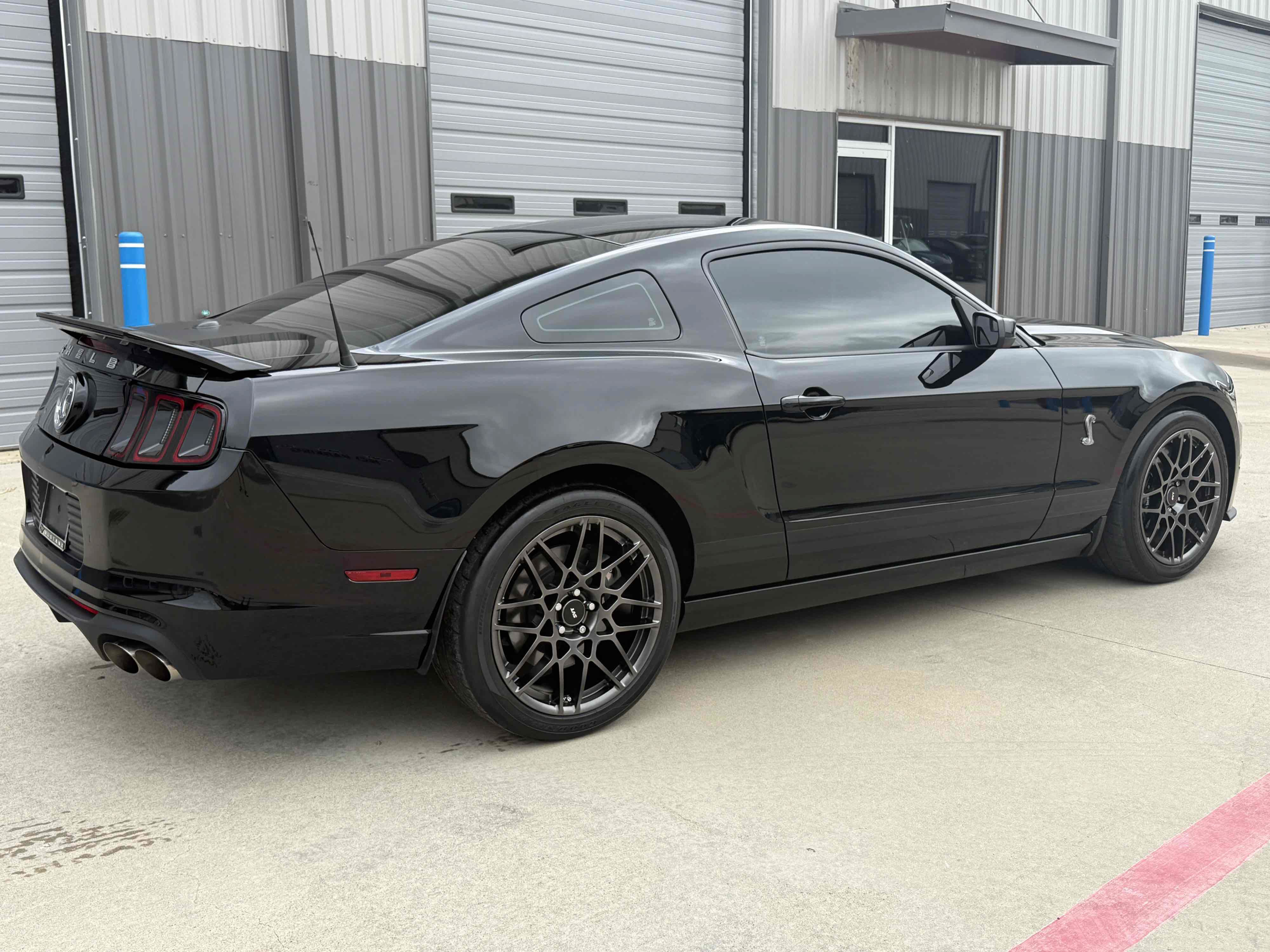 Used 2014 Ford Mustang Shelby GT500 w/ Equipment Group 821A RWD image 45