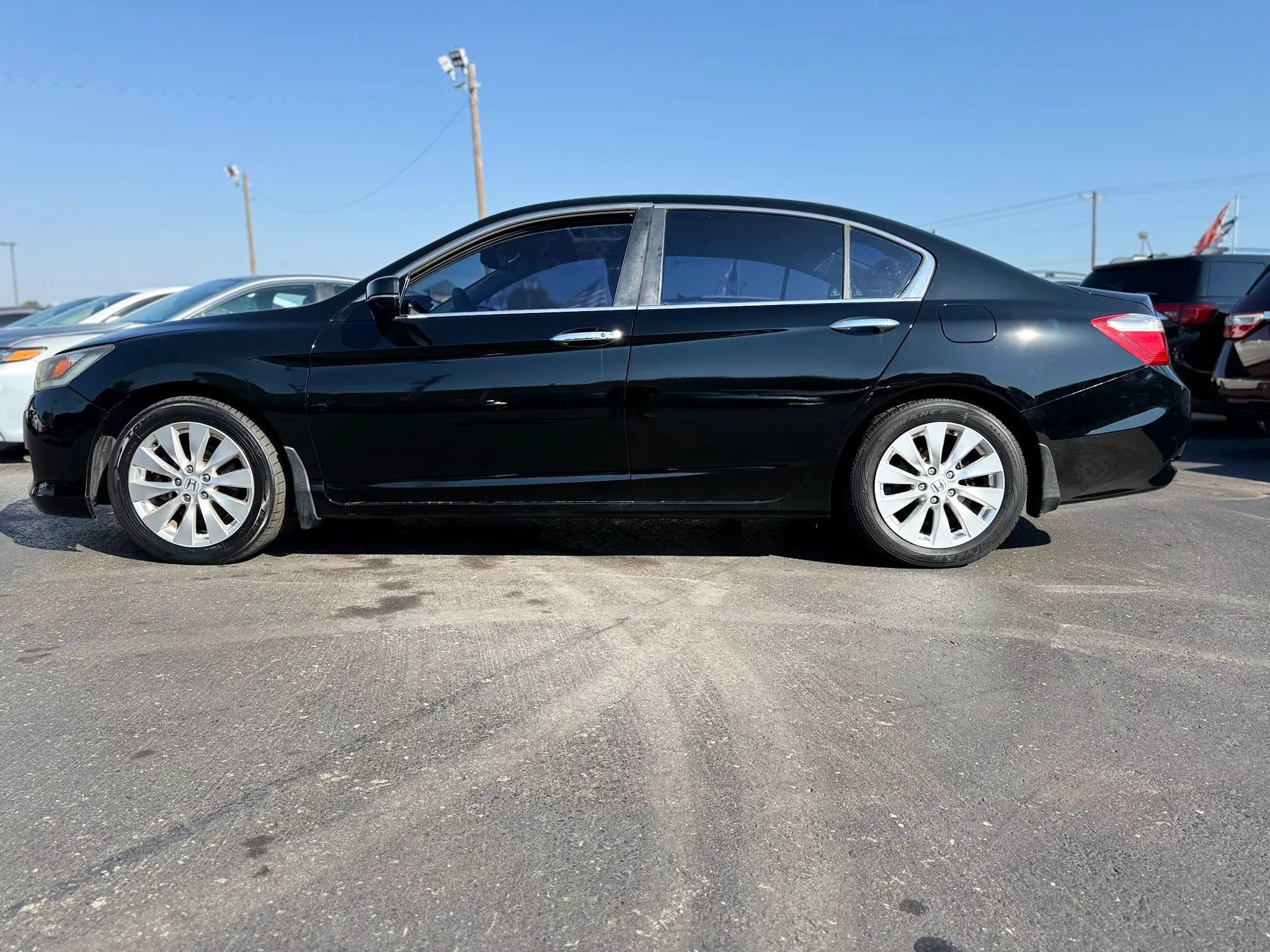 Used 2015 Honda Accord EX-L image 6
