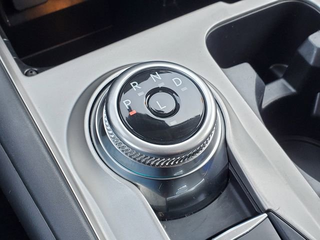 Used 2024 Ford Explorer XLT AWD/4WD image 22