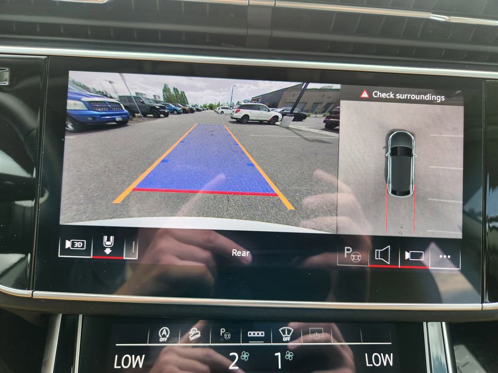 Used 2025 Audi Q8 Prestige w/ Prestige Package AWD/4WD image 22