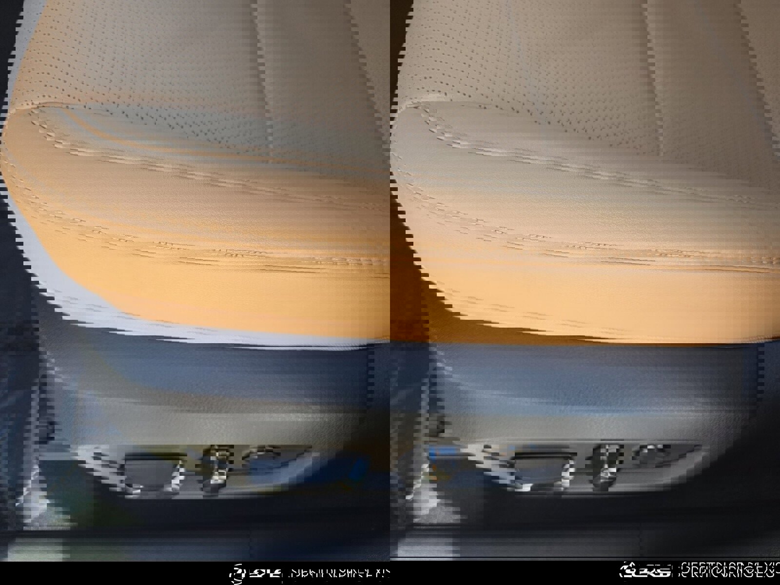 Certified 2025 Lexus RX 350 Premium image 14