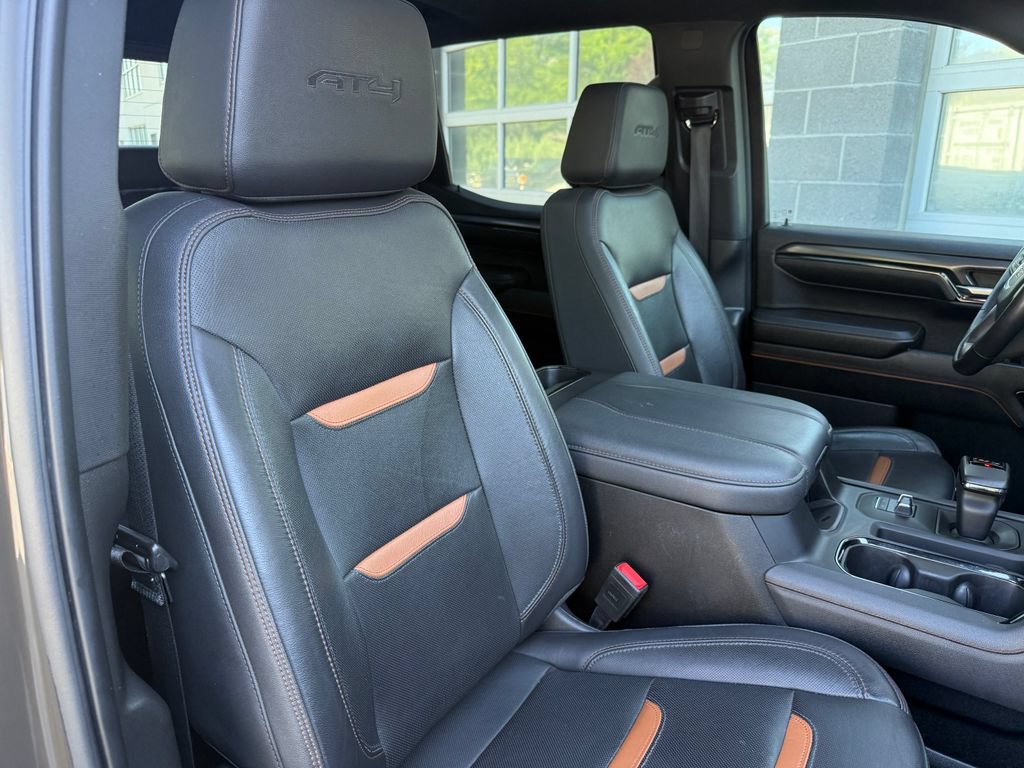 Used 2023 GMC Sierra 1500 AT4 w/ Technology Package AWD/4WD image 47