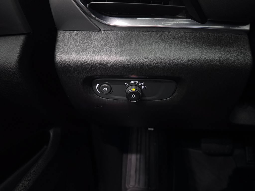 Certified 2023 Chevrolet Traverse LT AWD/4WD image 25