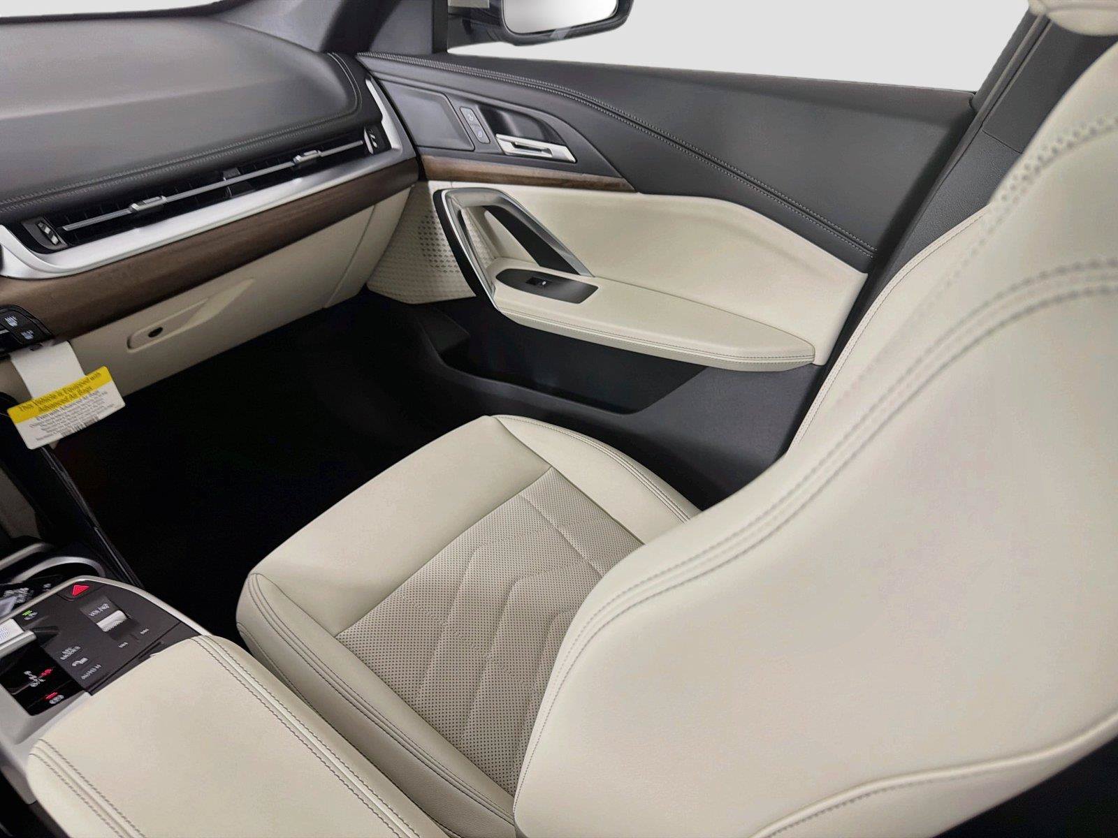 New 2026 BMW X1 xDrive28i w/ Convenience Package AWD/4WD image 24