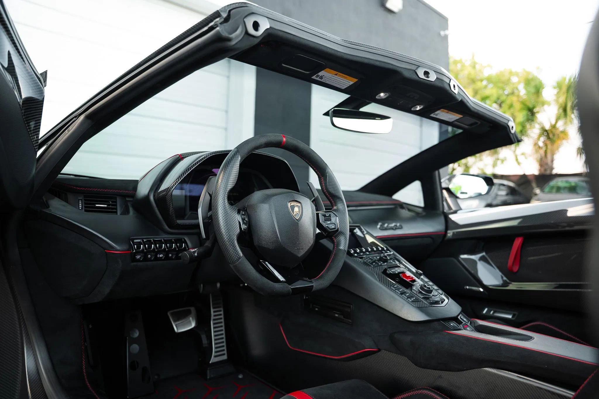 Used 2021 Lamborghini Aventador SVJ AWD/4WD image 10