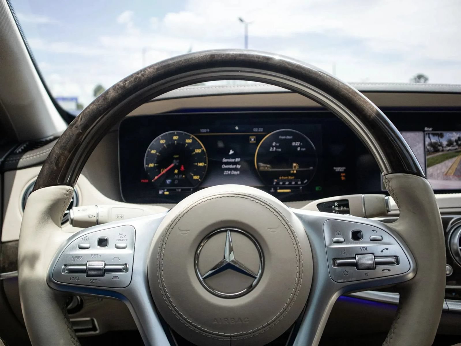 Used 2019 Mercedes-Benz S 560 Sedan w/ AMG Line Exterior image 35