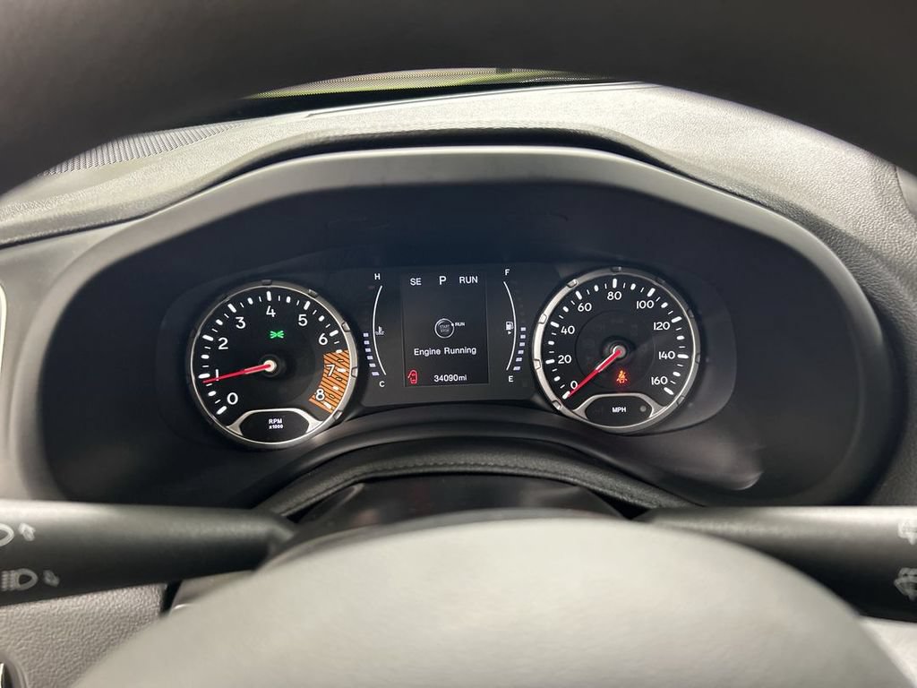 Used 2019 Jeep Renegade Sport w/ Sport Appearance Group AWD/4WD image 13