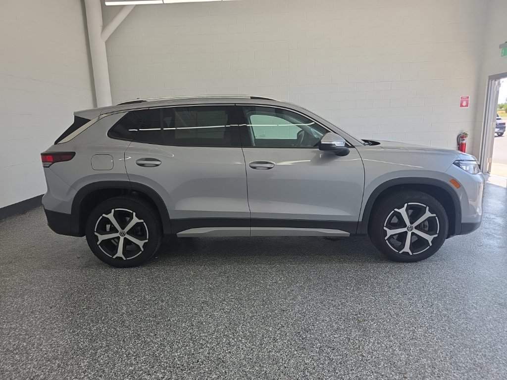 New 2026 Volkswagen Tiguan SE AWD/4WD image 6