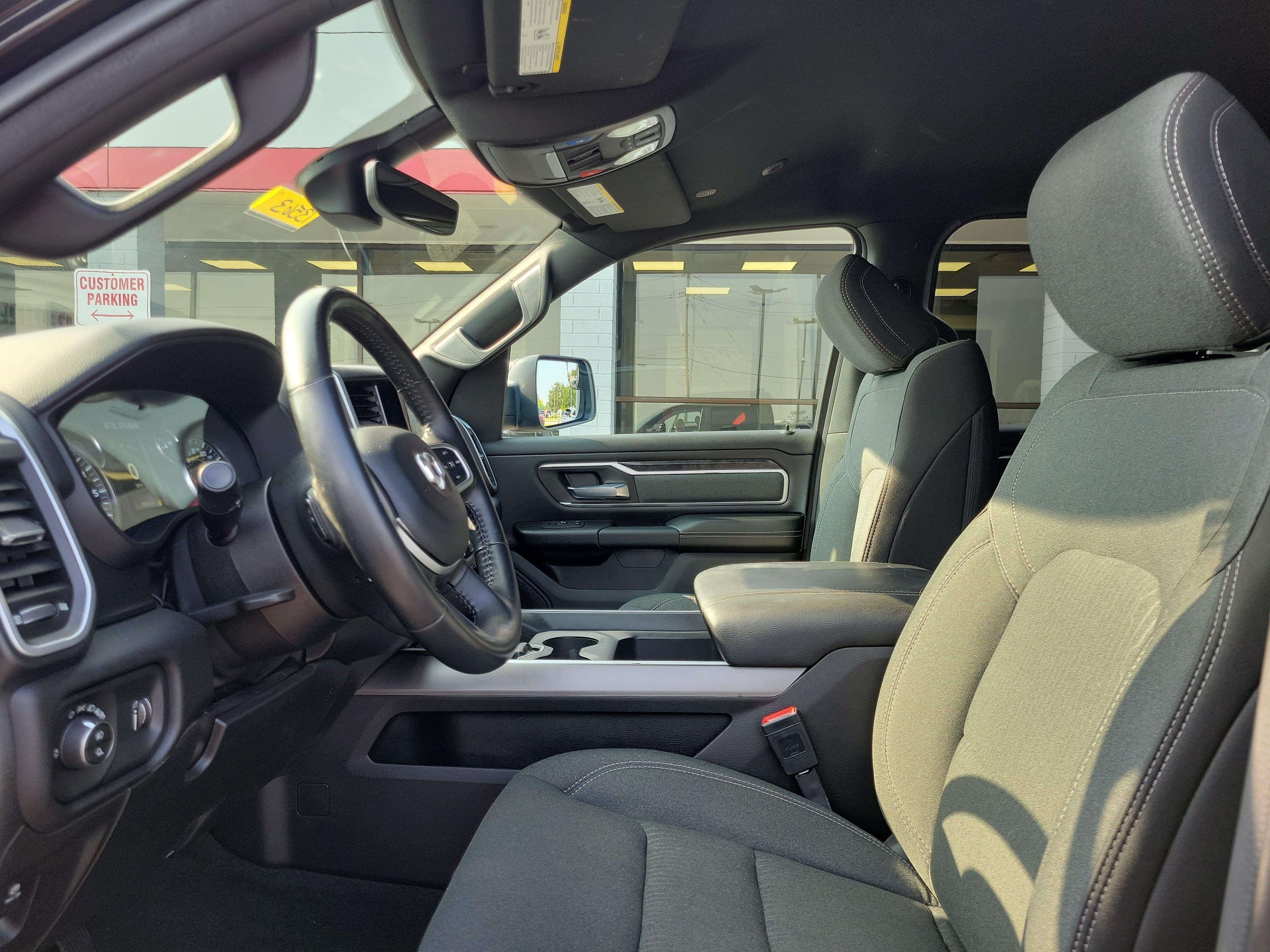 Used 2023 RAM 1500 Big Horn AWD/4WD image 15