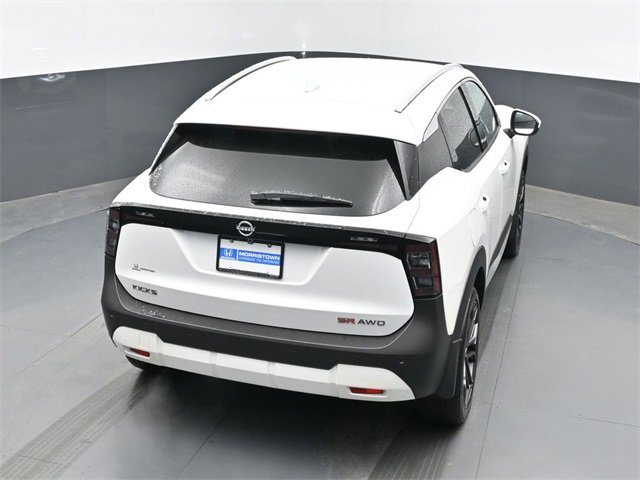 Used 2025 Nissan Kicks SR image 41