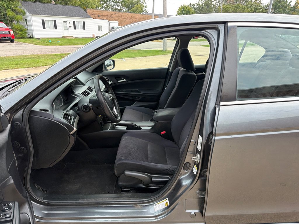 Used 2012 Honda Accord LX image 10