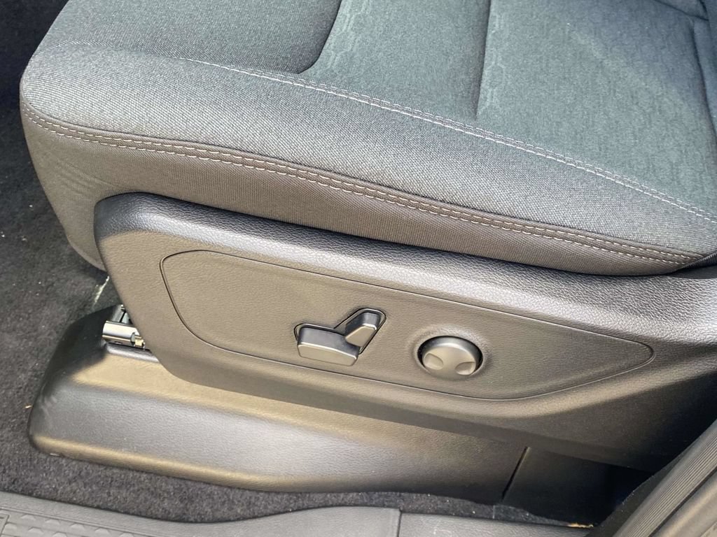 New 2026 RAM 1500 Big Horn AWD/4WD image 44