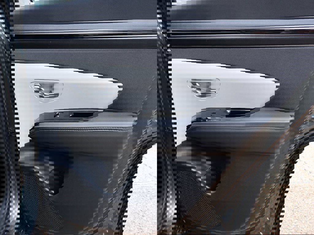 Used 2022 Hyundai Tucson SEL image 12