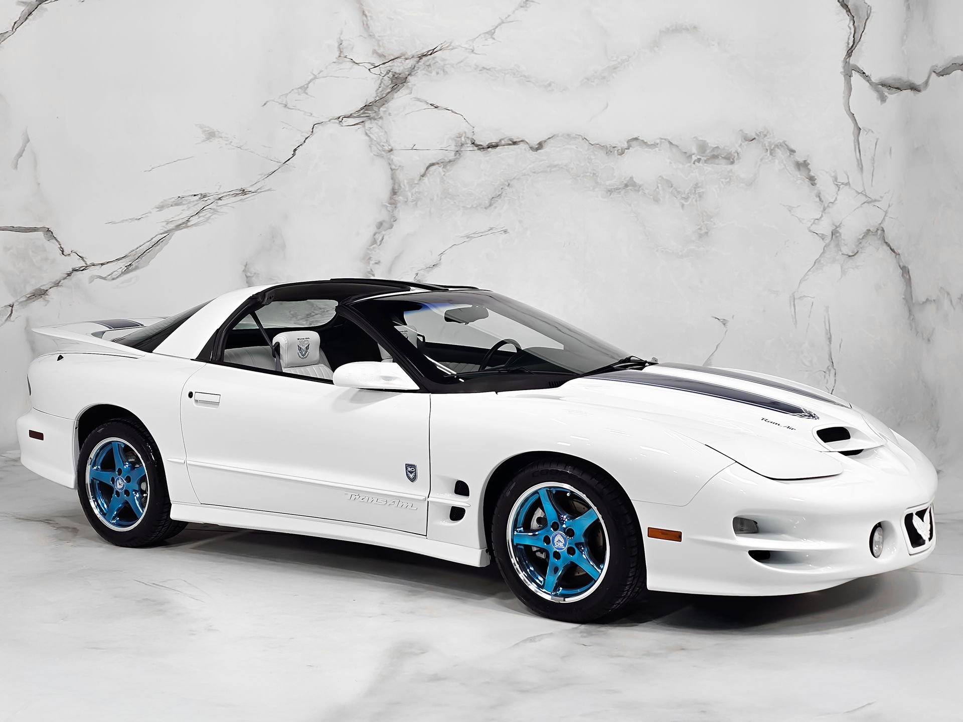 Used 1999 Pontiac Firebird Formula image 18