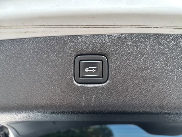 Used 2020 Chevrolet Blazer LT image 44