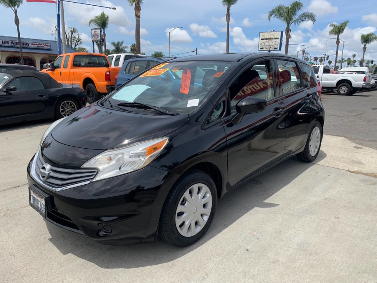 Used 2015 Nissan Versa Note S FWD image 1