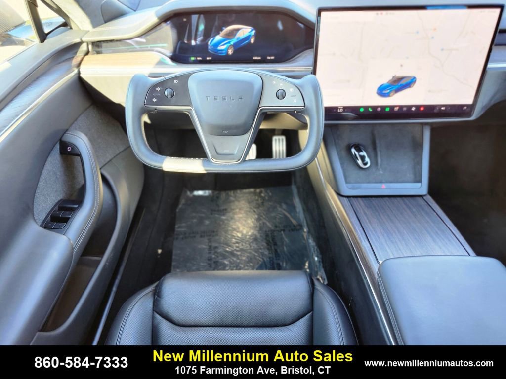 Used 2021 Tesla Model S Plaid image 13