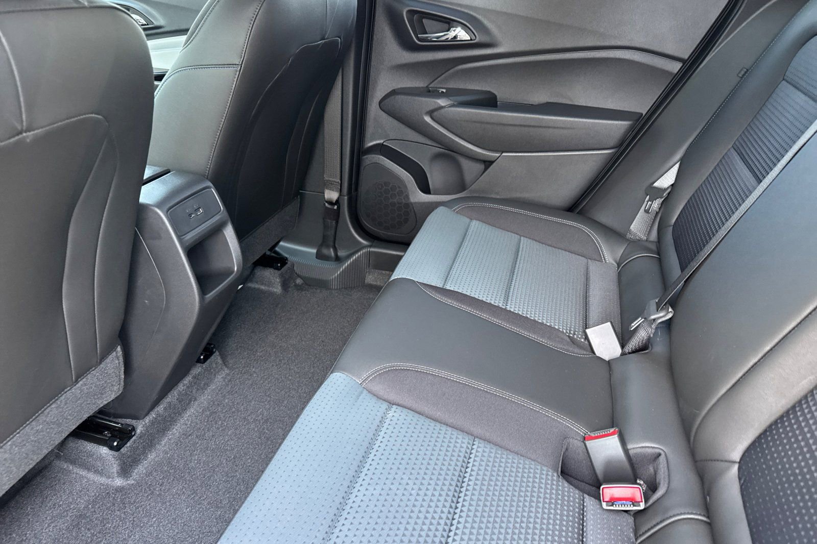 New 2026 Chevrolet Trax LT w/ Driver Confidence Package image 11