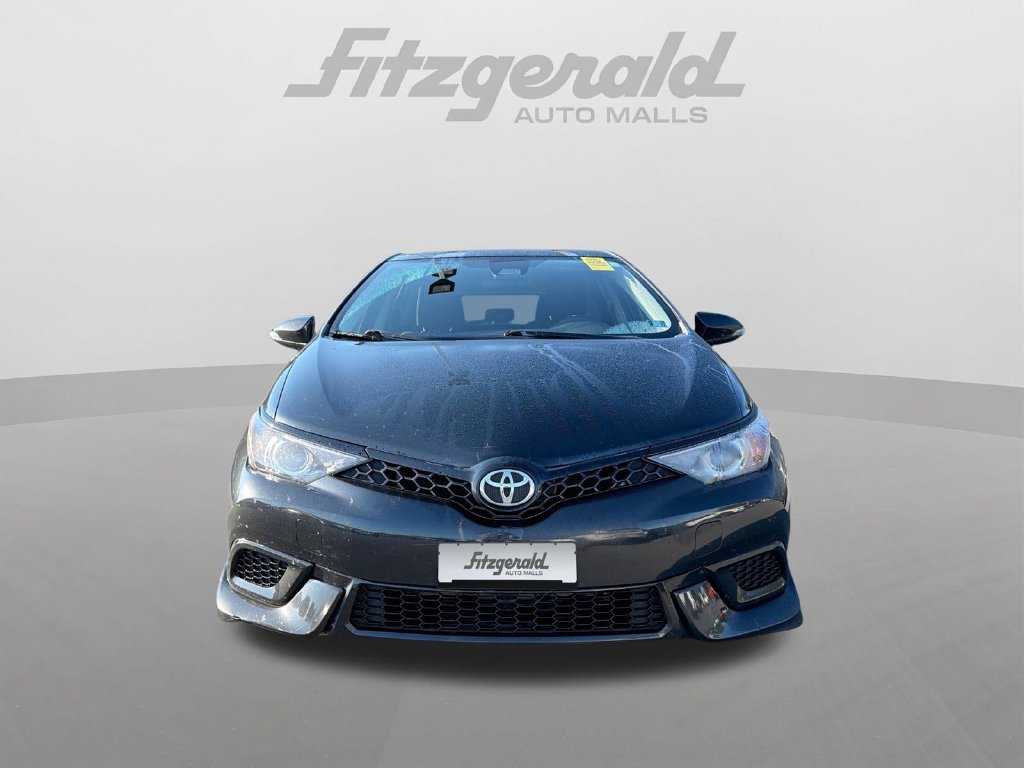 Used 2017 Toyota Corolla iM FWD image 3