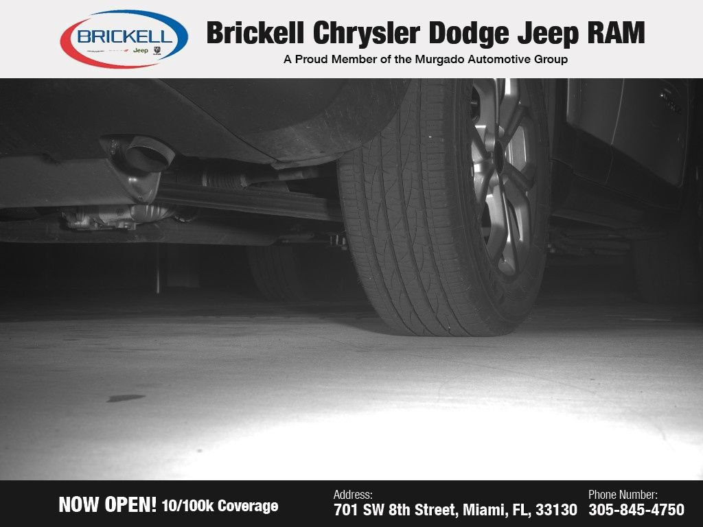 Used 2025 Jeep Compass Latitude image 32