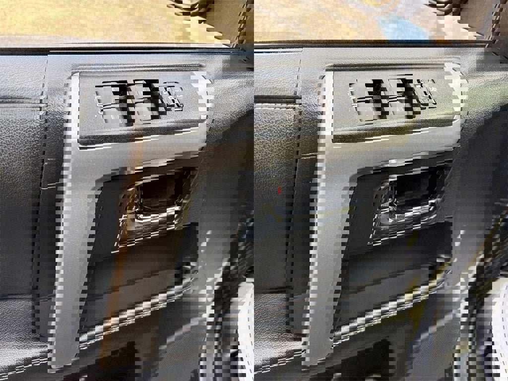 Used 2019 Toyota 4Runner SR5 image 15