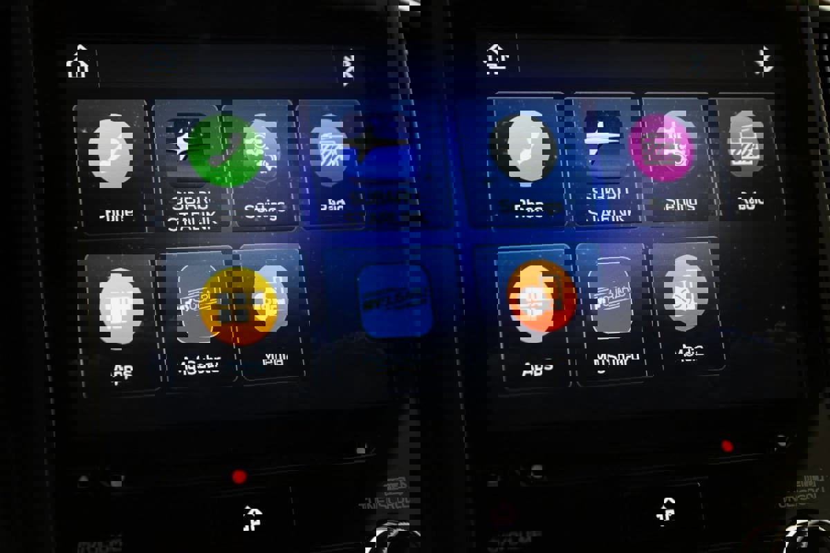 Used 2023 Subaru Crosstrek Hybrid image 31