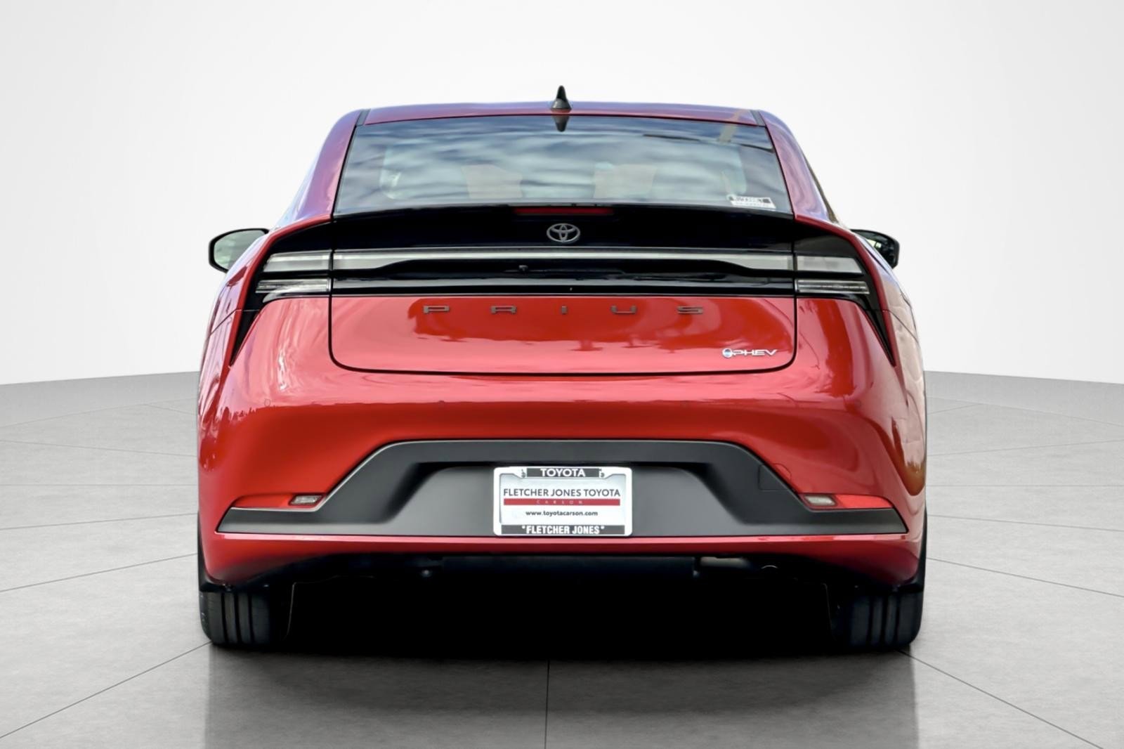 New 2026 Toyota Prius Plug-In Hybrid image 4