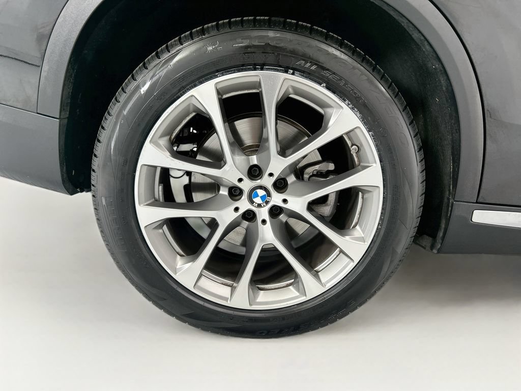Certified 2024 BMW X5 xDrive40i w/ Premium Package AWD/4WD image 32