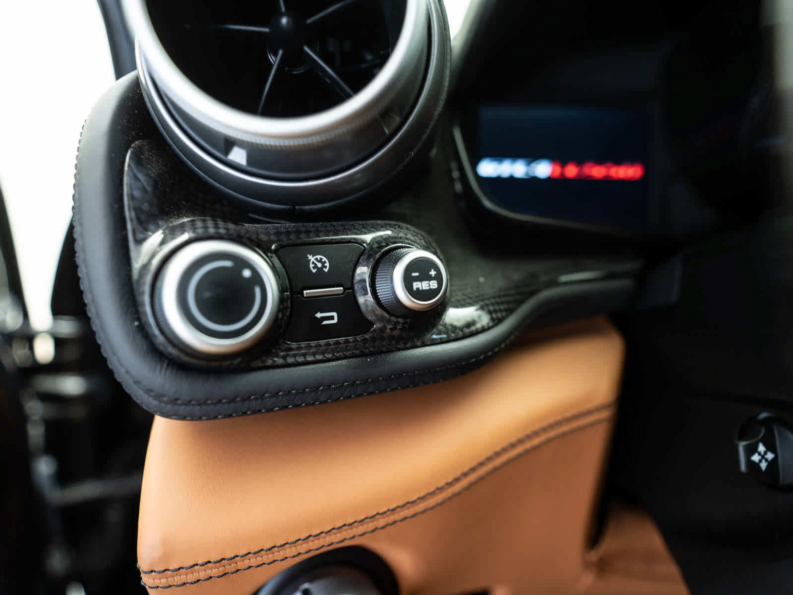 Certified 2018 Ferrari GTC4Lusso AWD/4WD image 22