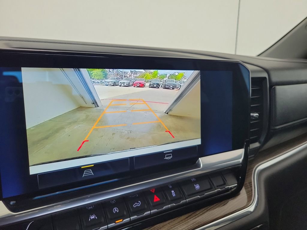 Used 2025 Chevrolet Silverado 1500 LT RWD image 27