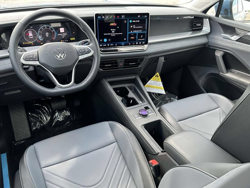 New 2026 Volkswagen Tiguan SE AWD/4WD image 9