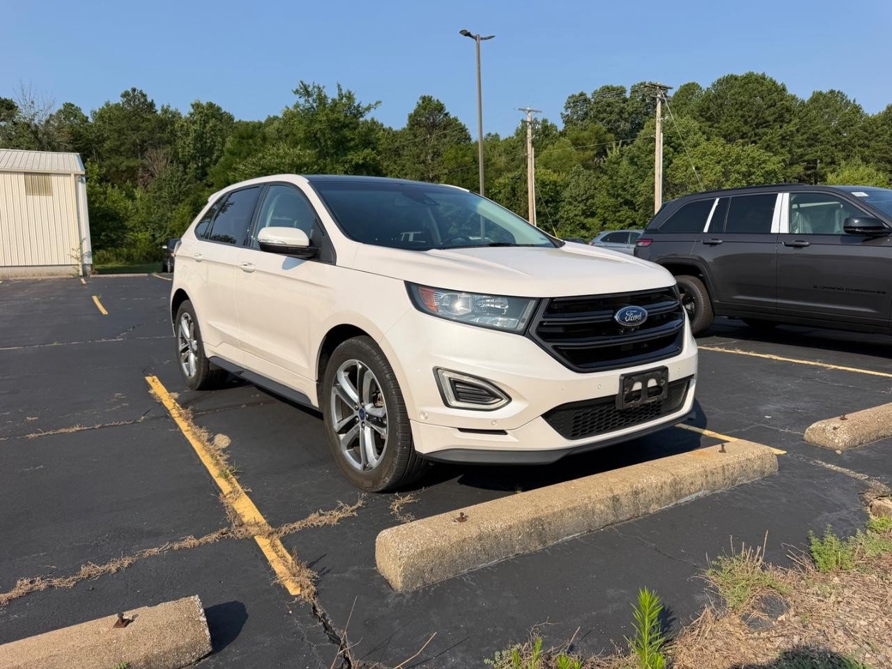 Used 2018 Ford Edge Sport w/ Equipment Group 401A AWD/4WD image 2