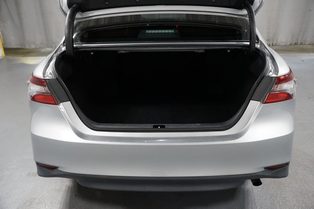 Certified 2022 Toyota Camry LE FWD image 31