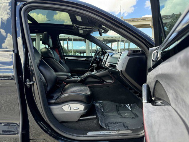 Used 2017 Porsche Cayenne GTS image 49