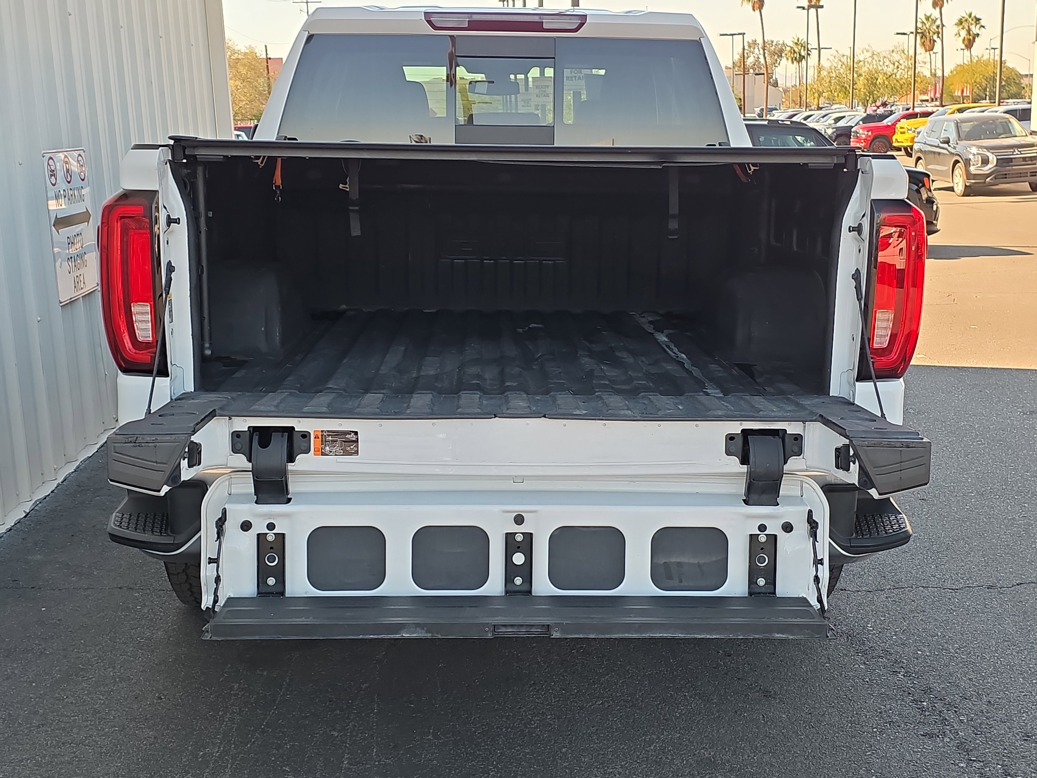 Used 2019 GMC Sierra 1500 SLT w/ SLT Premium Plus Package image 8