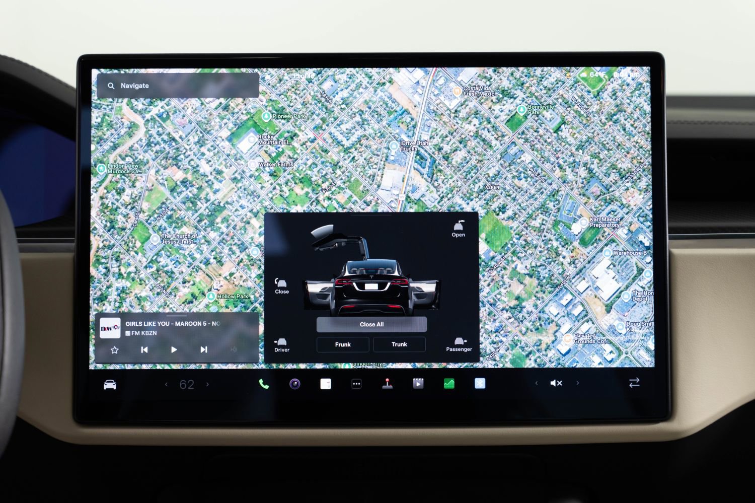 Used 2024 Tesla Model X Plaid AWD/4WD image 34