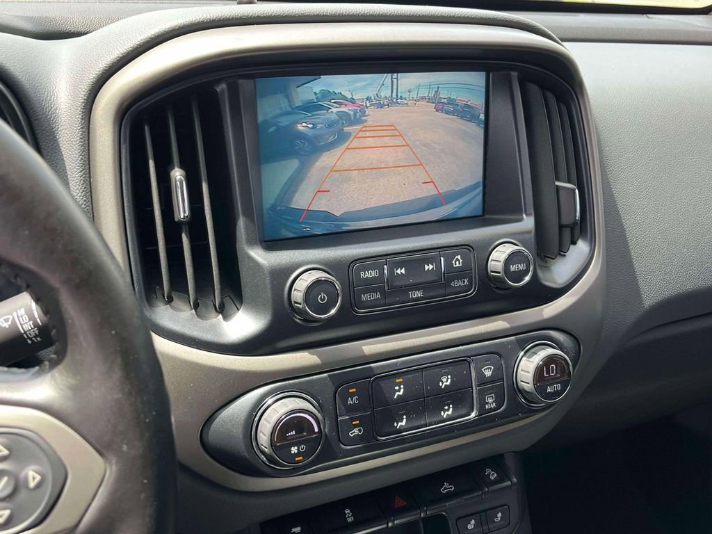 Used 2017 Chevrolet Colorado Z71 AWD/4WD image 30