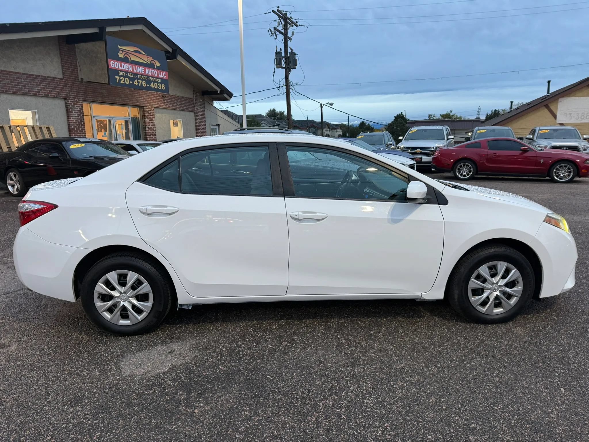 Used 2015 Toyota Corolla L FWD image 9