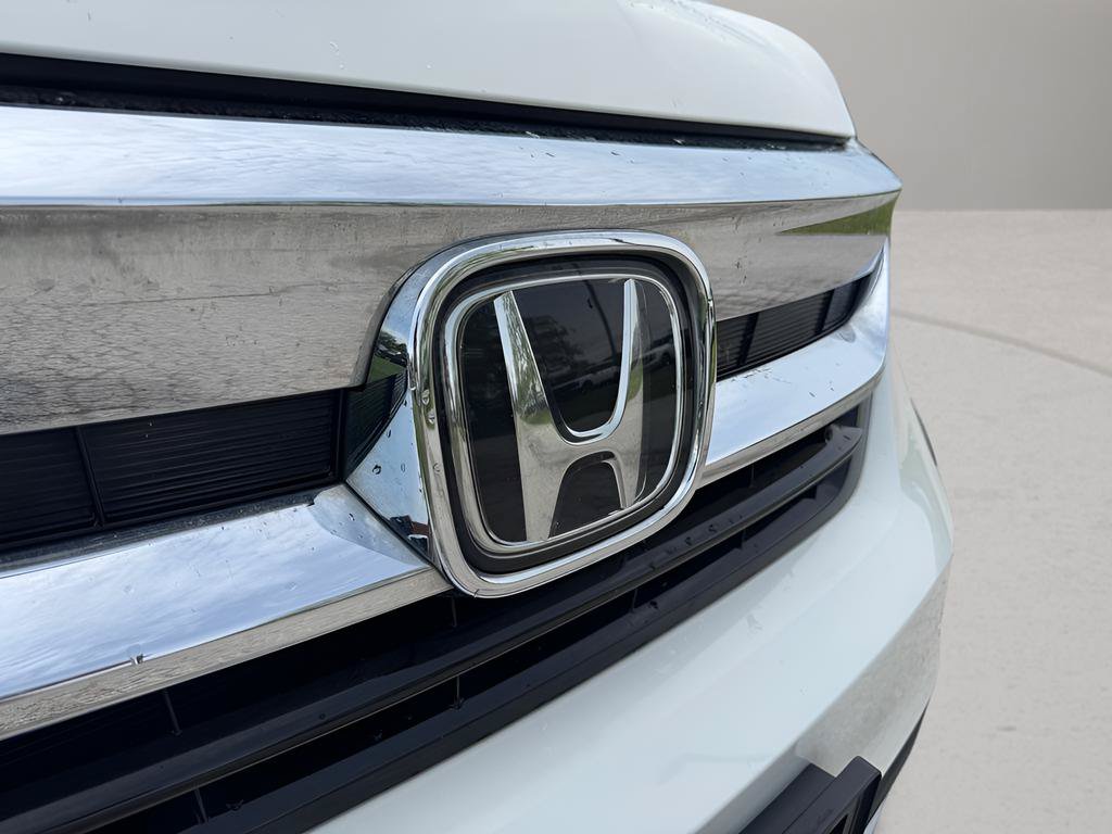 Used 2019 Honda Pilot Touring image 12