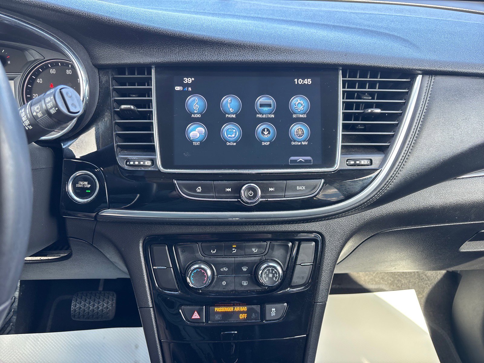 Used 2020 Buick Encore Preferred AWD/4WD image 28