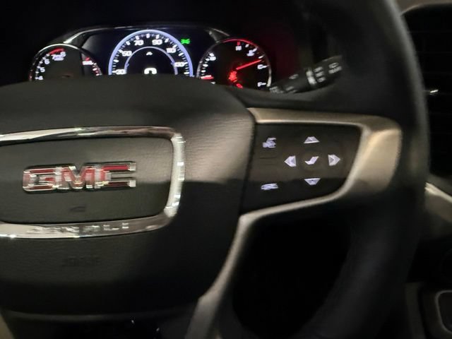 Used 2023 GMC Acadia Denali w/ Denali Ultimate Package AWD/4WD image 16