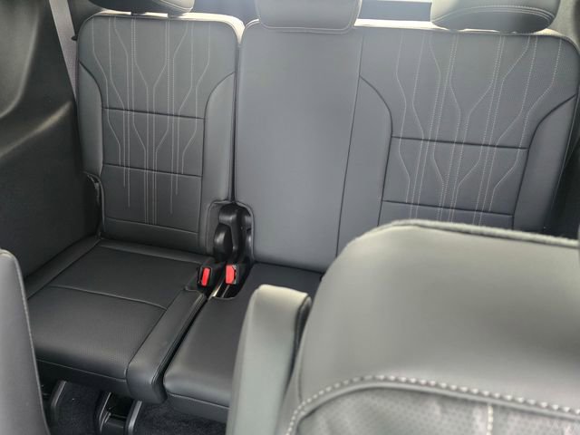 New 2026 Buick Enclave Avenir image 9